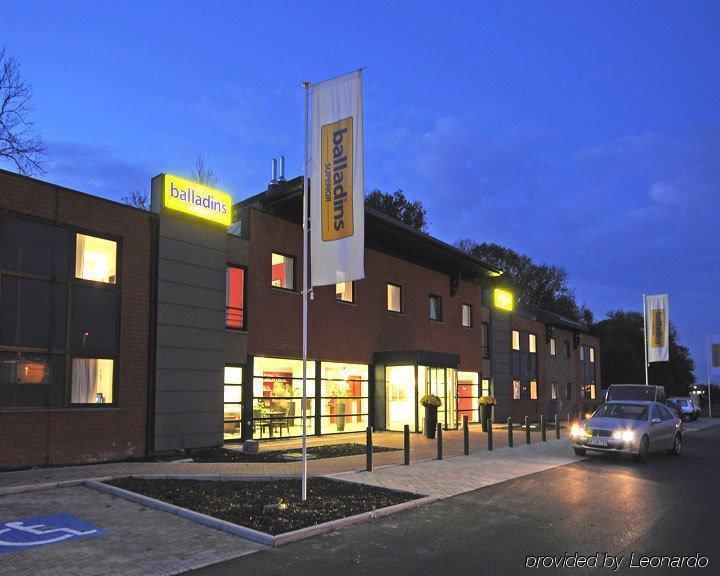 Dc Hotel Charleroi Airport Exterior photo